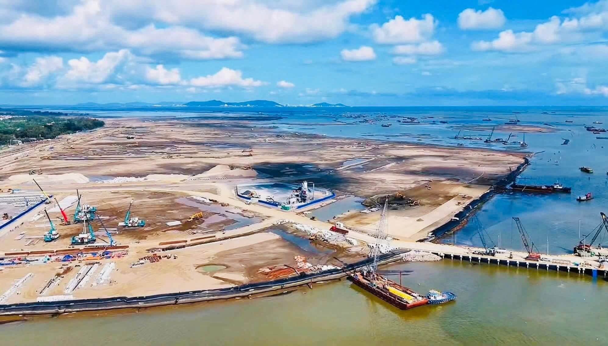 tiến độ Cần Giờ Skyline tháng 10/2025.